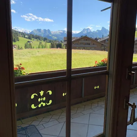 Holiday home In Luxury For Unforgettable Saanenmoser